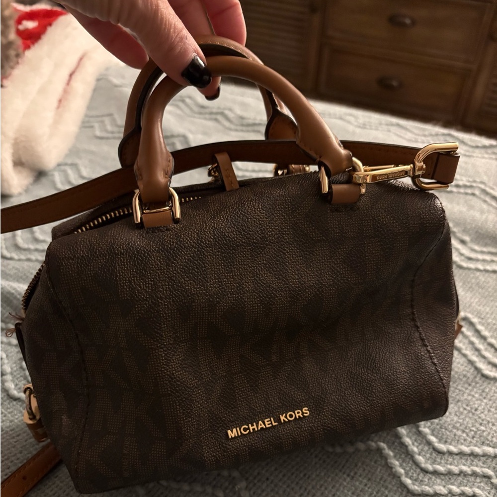 Michael kors mini satchel crossbody bag